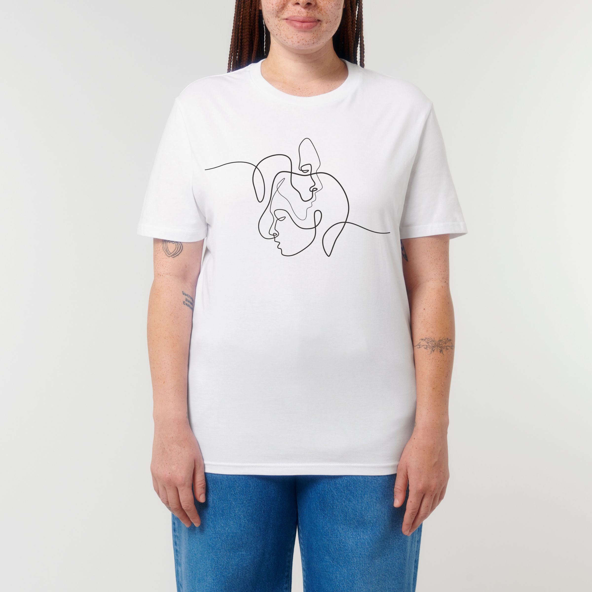 Premium Organic T-Shirt FACES Unisex weiss Frau Frontansicht