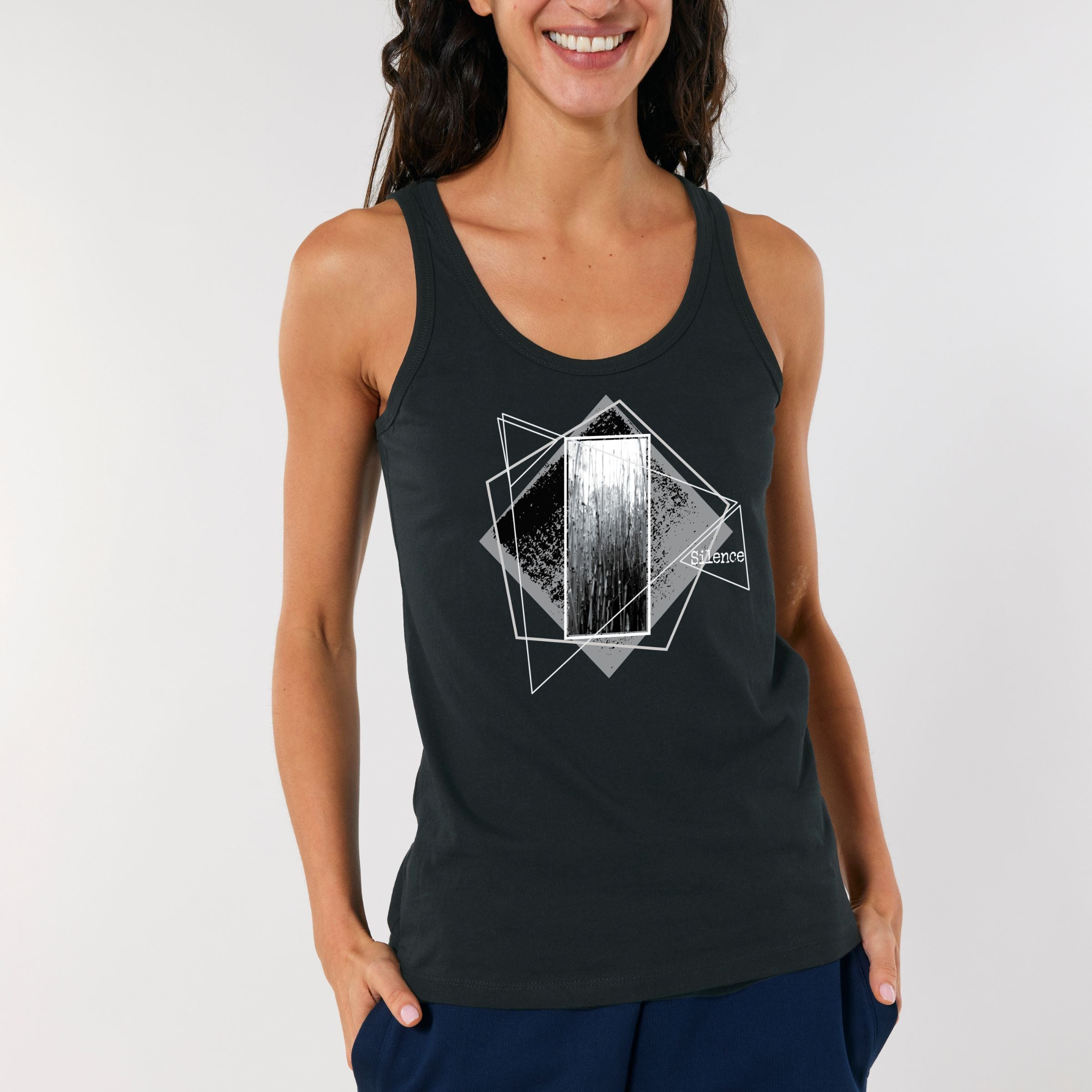 Premium Organic Tank Top "SILENCE" - schwarz Frau Frontansicht