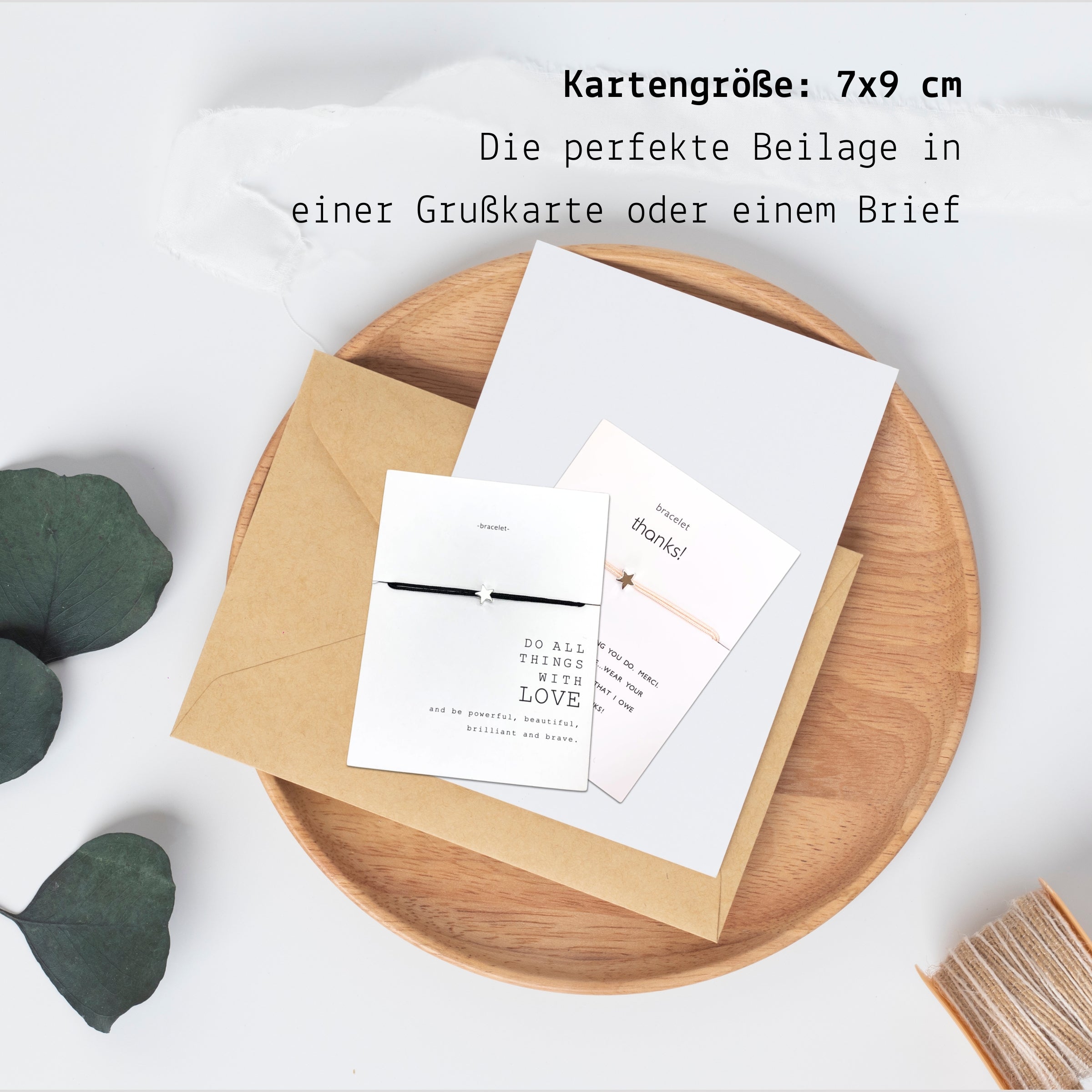 Kartengroesse 7x9cm, Detailansicht Groessenvergleich, Beilage in Grußkarte oder Brief